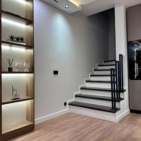 Luxury Villa *